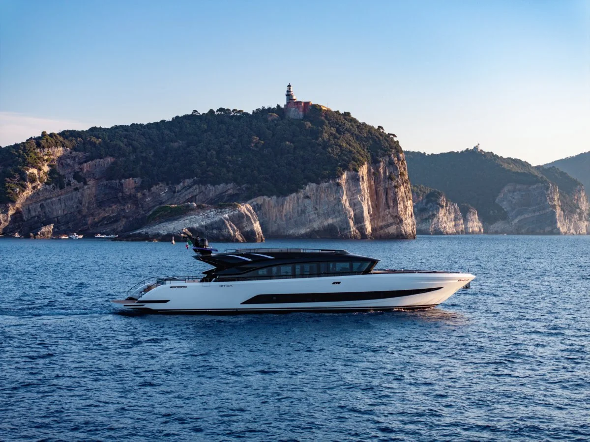 AB Yachts AB 110