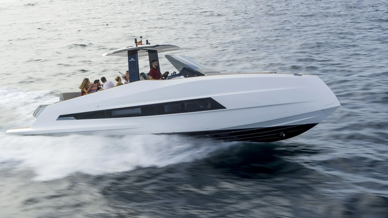 Astondoa 377 Coupe