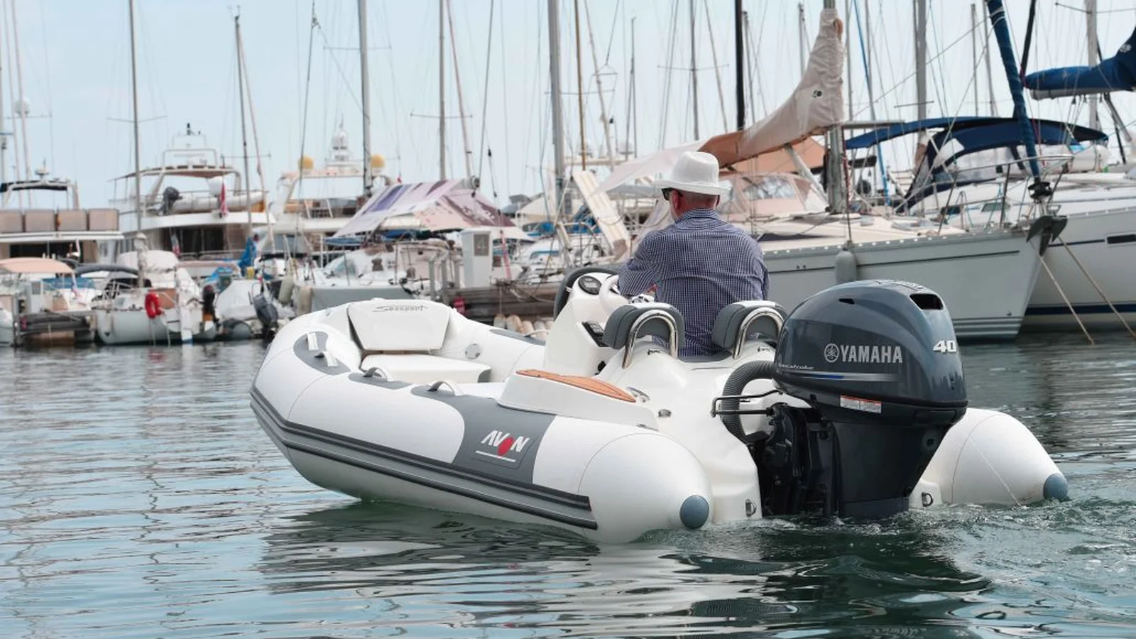 Avon Seasport 400