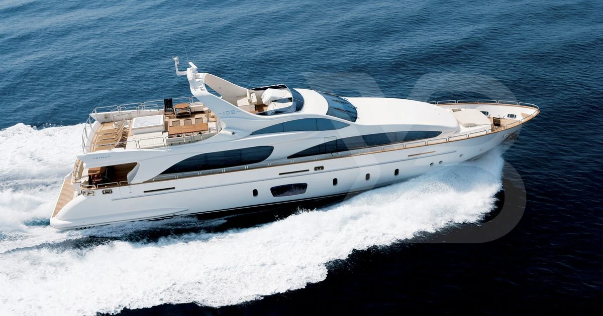 Azimut 105
