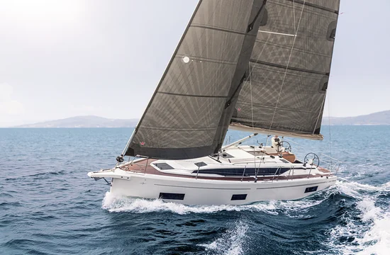 Bavaria C38