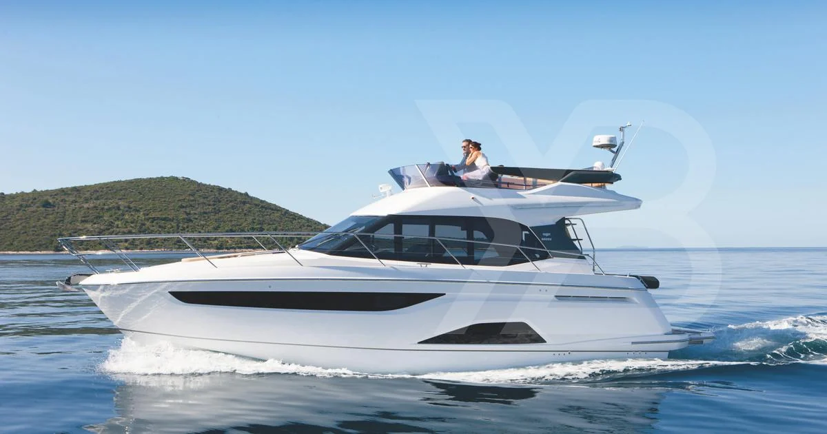Bavaria R40 Fly