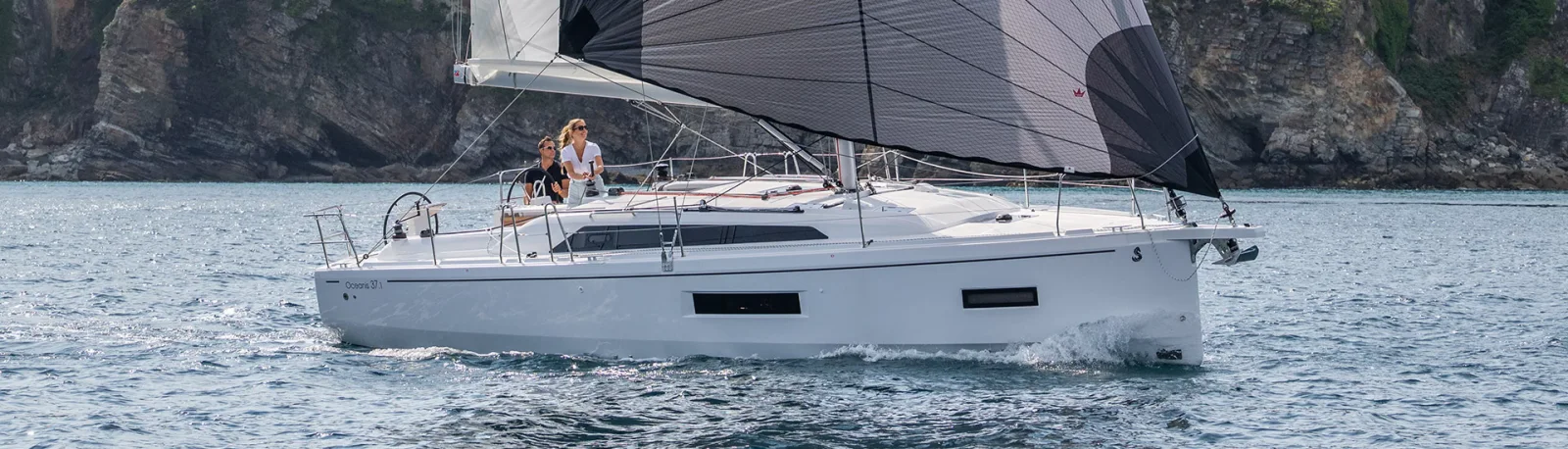 Beneteau Oceanis 37.1