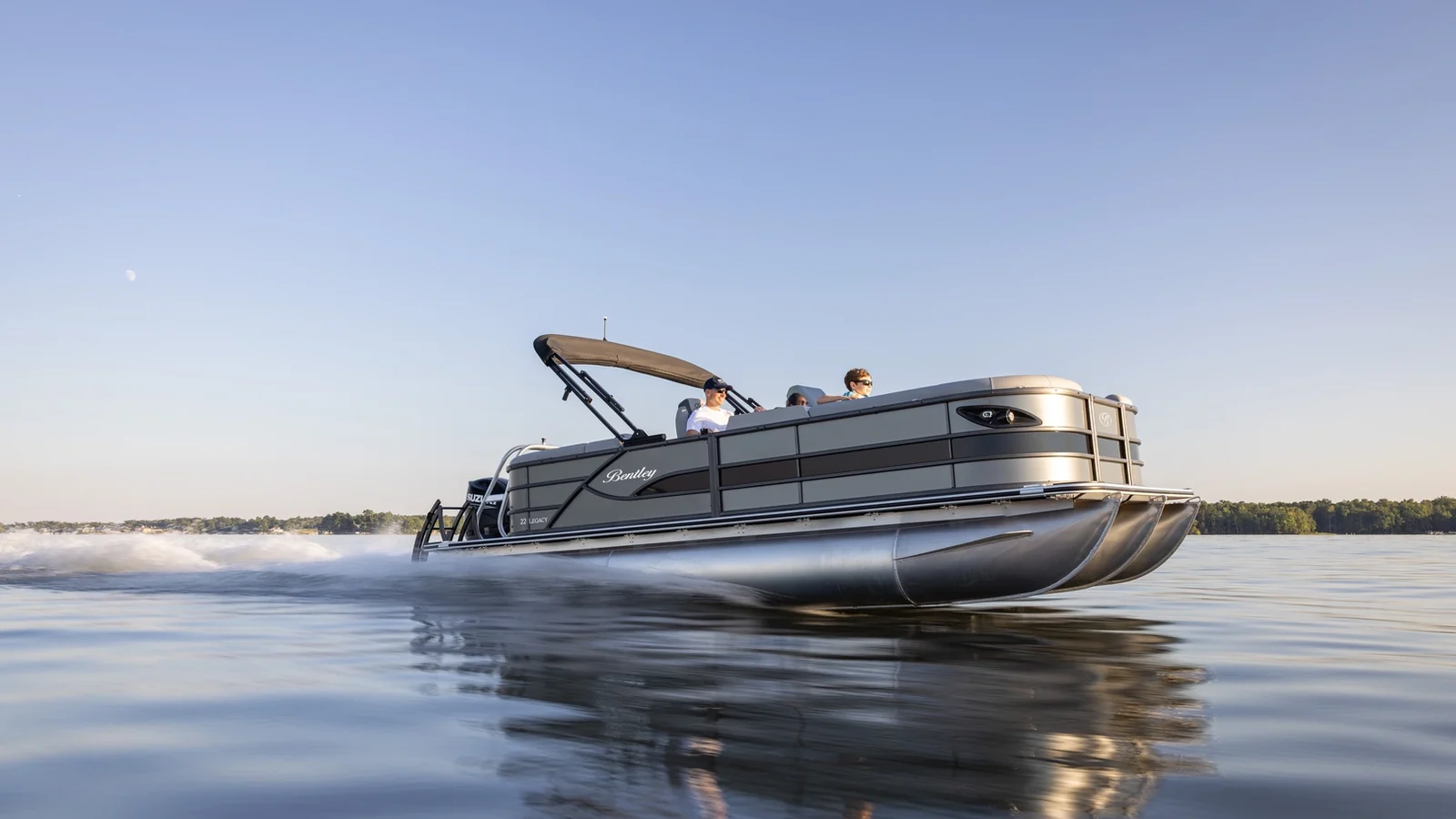 Bentley Pontoons Legacy 220 Navigator