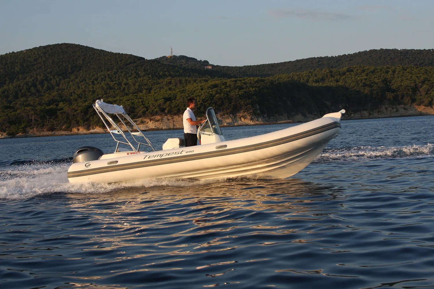 Capelli Tempest 650