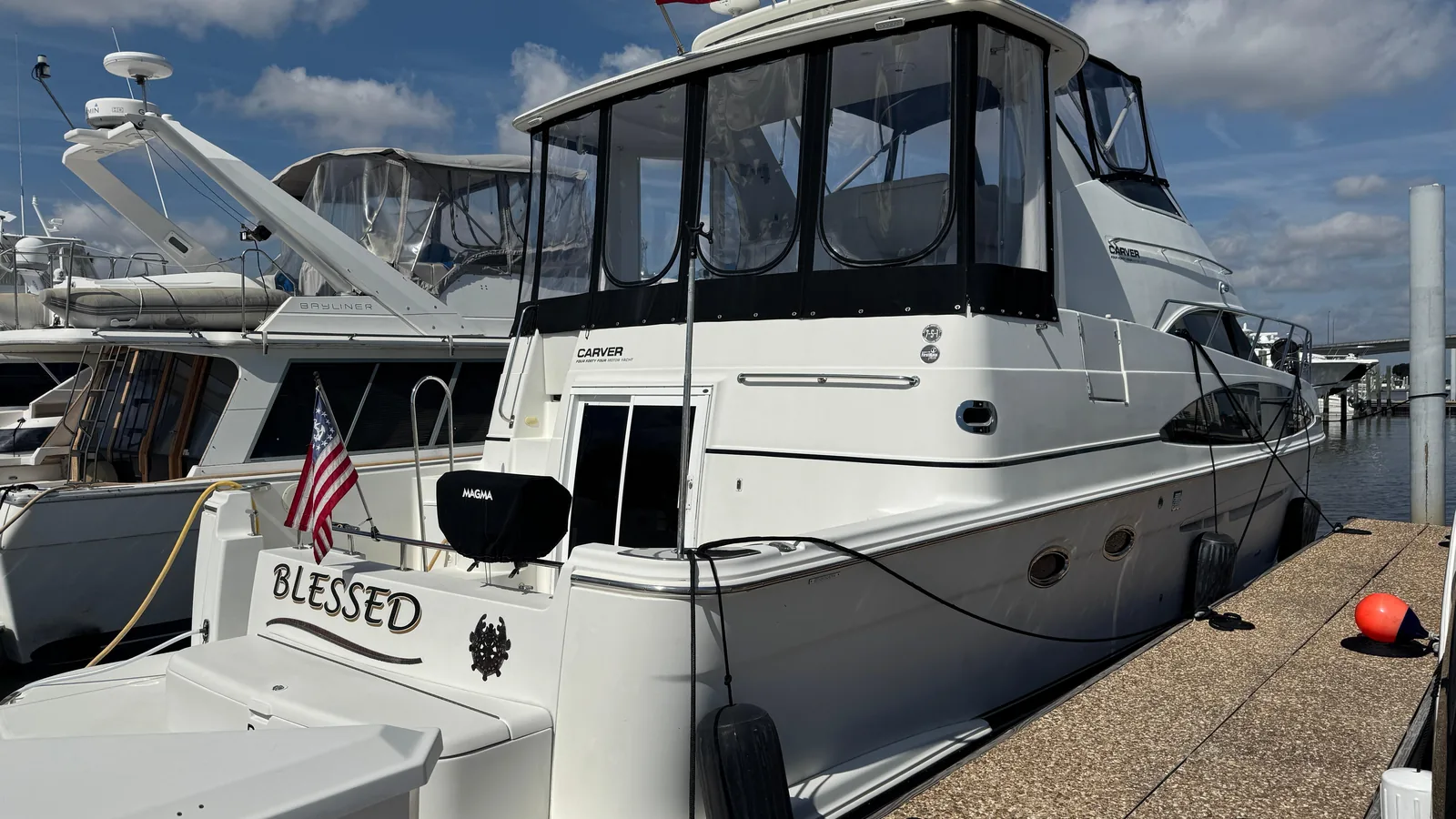 Carver 444 Cockpit Motoryacht