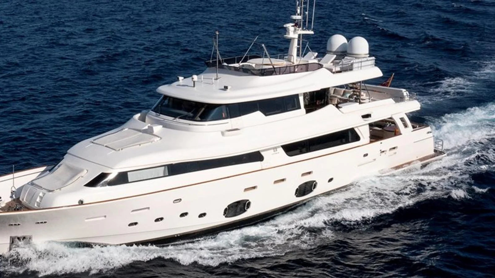 Custom Line Navetta 30