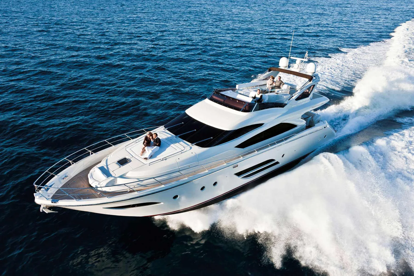 Dominator 720