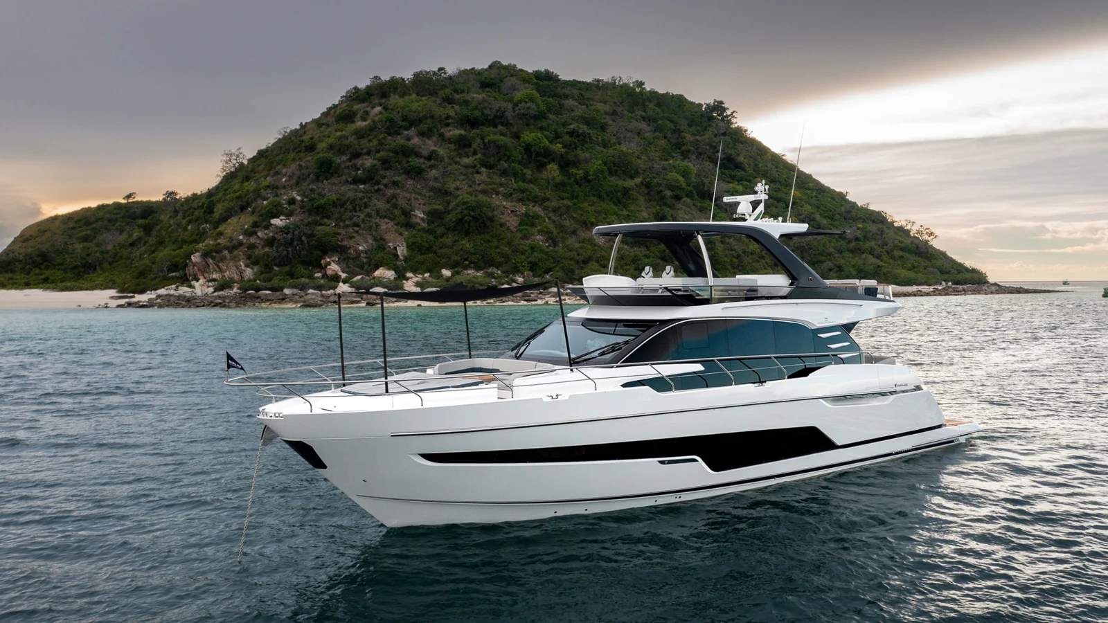 Fairline Squadron 68