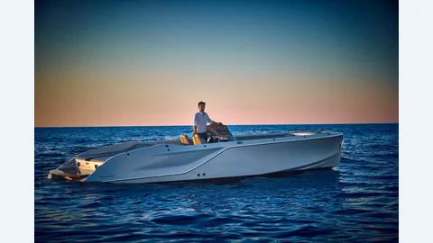 858 Fantom Air