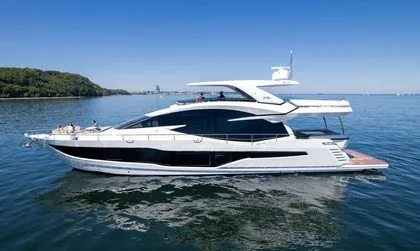 Galeon 440 Fly