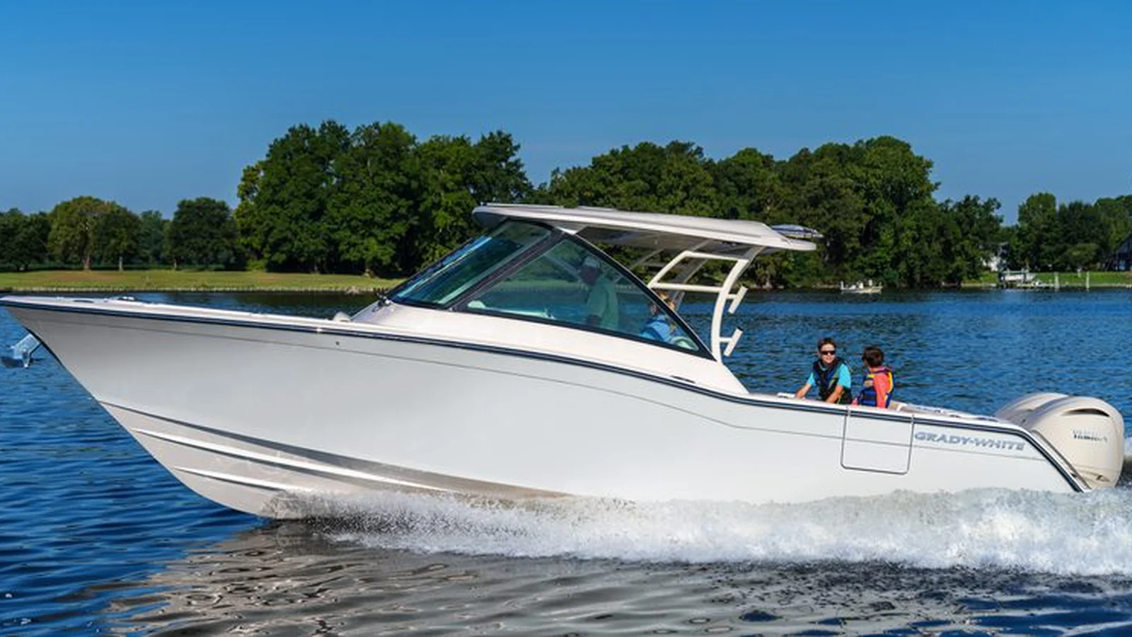 Grady-White Freedom 325