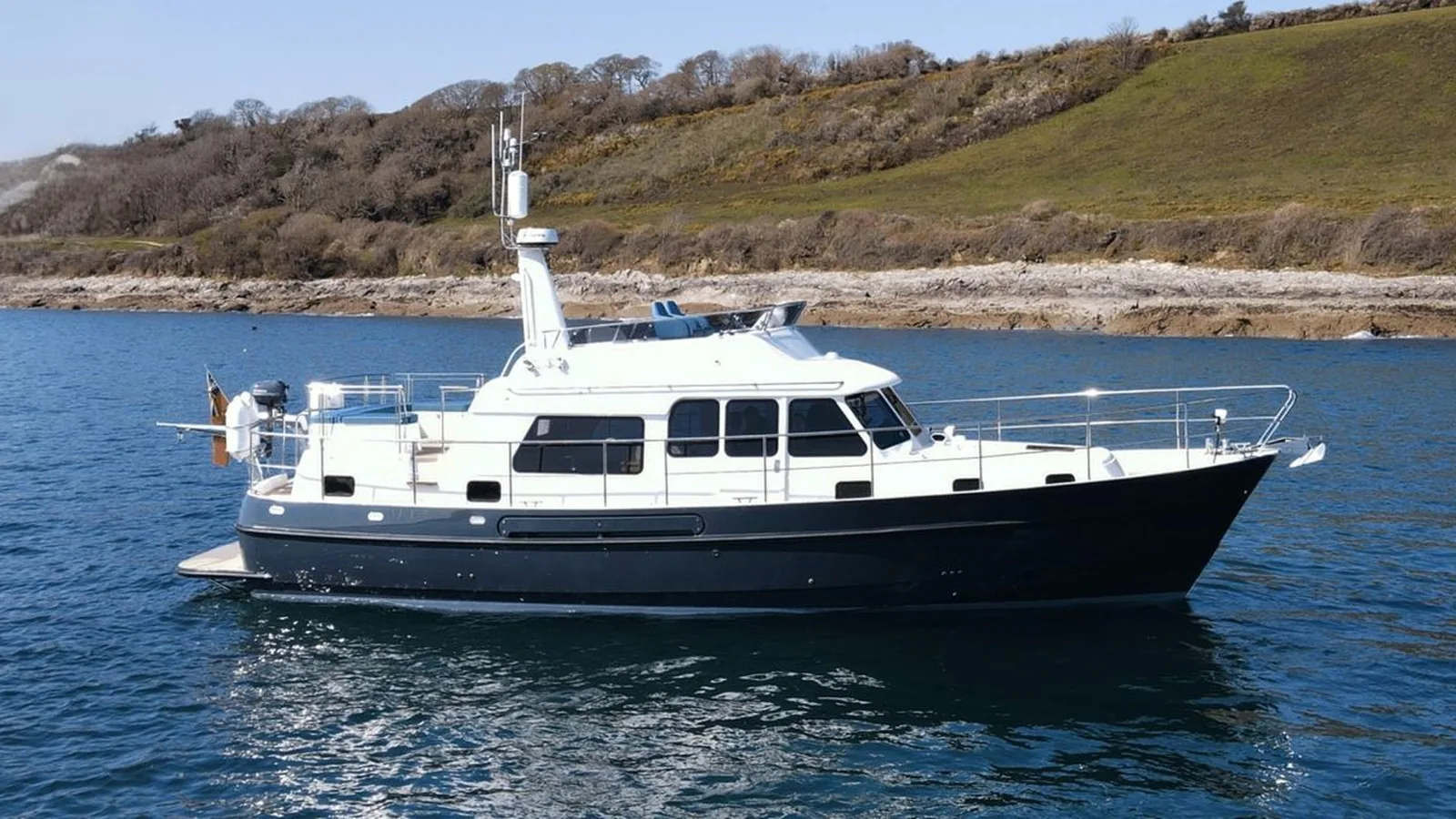 Hardy Marine 42