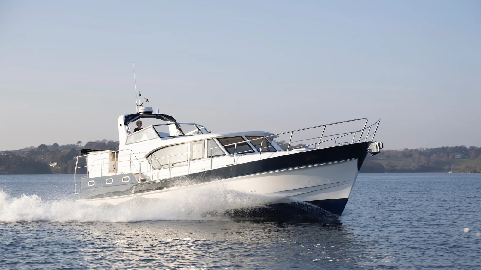Hardy Marine 45