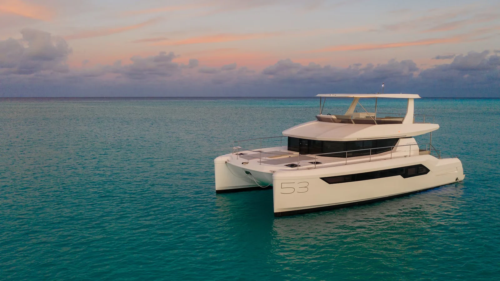 Leopard 53 Powercat