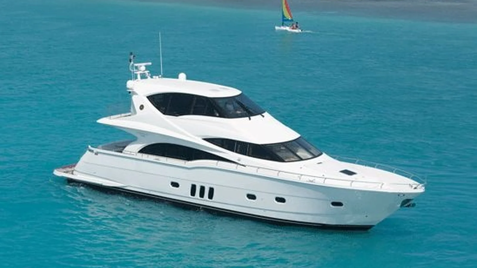 Marquis Yachts 720 Tri-Deck