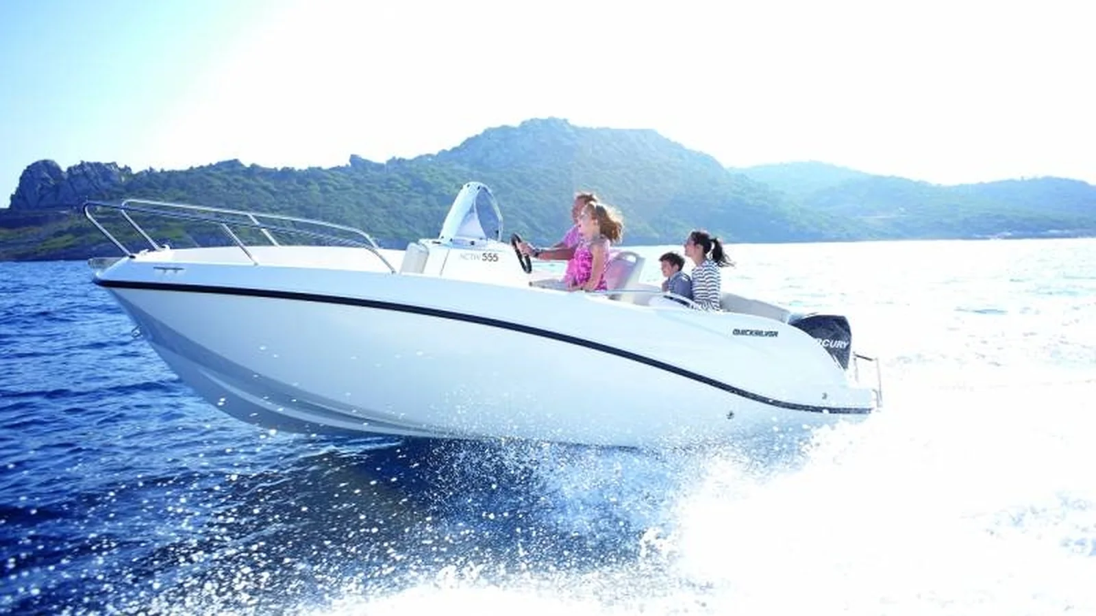 Quicksilver Activ 555 Open