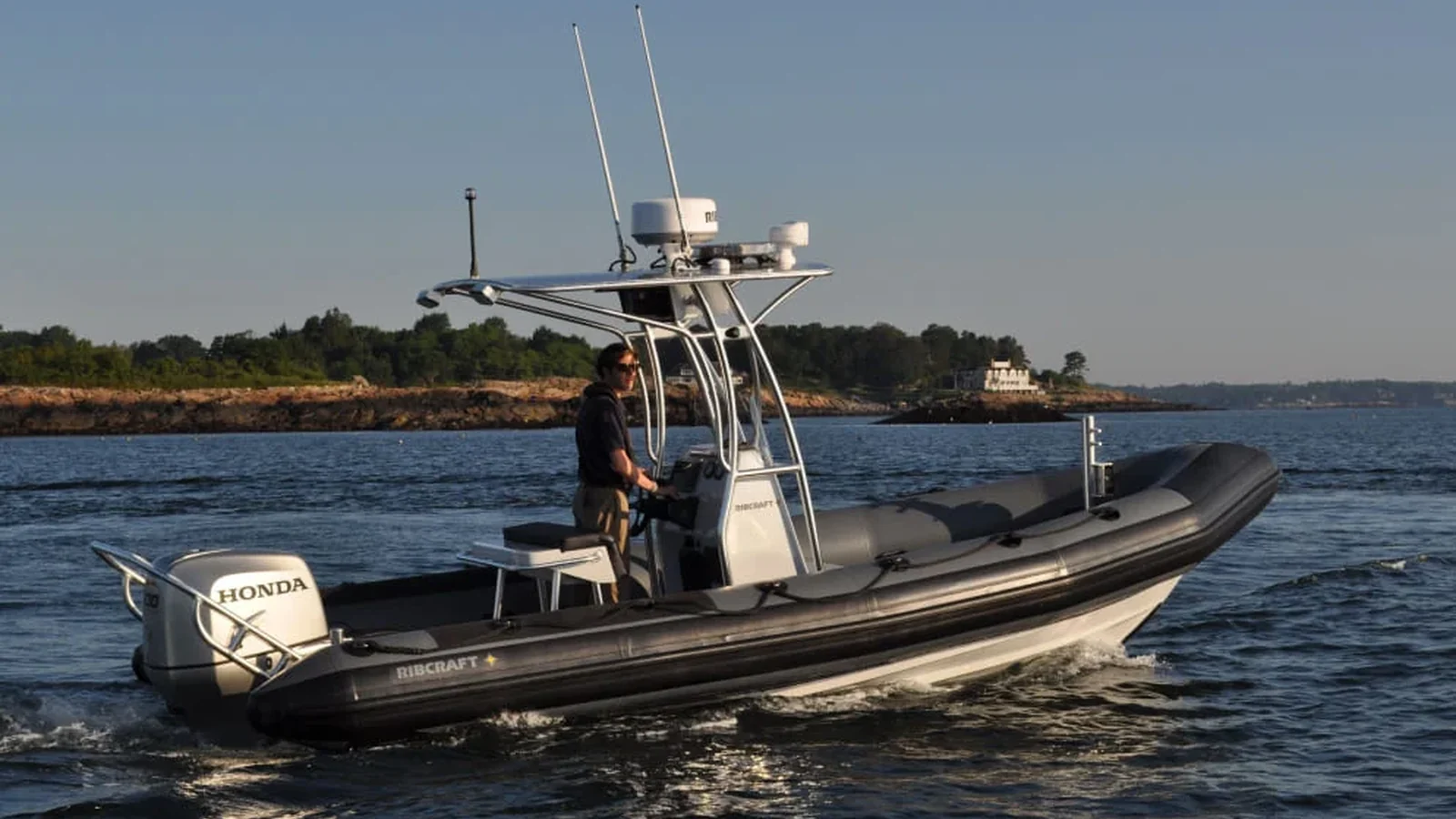 Ribcraft 6.8