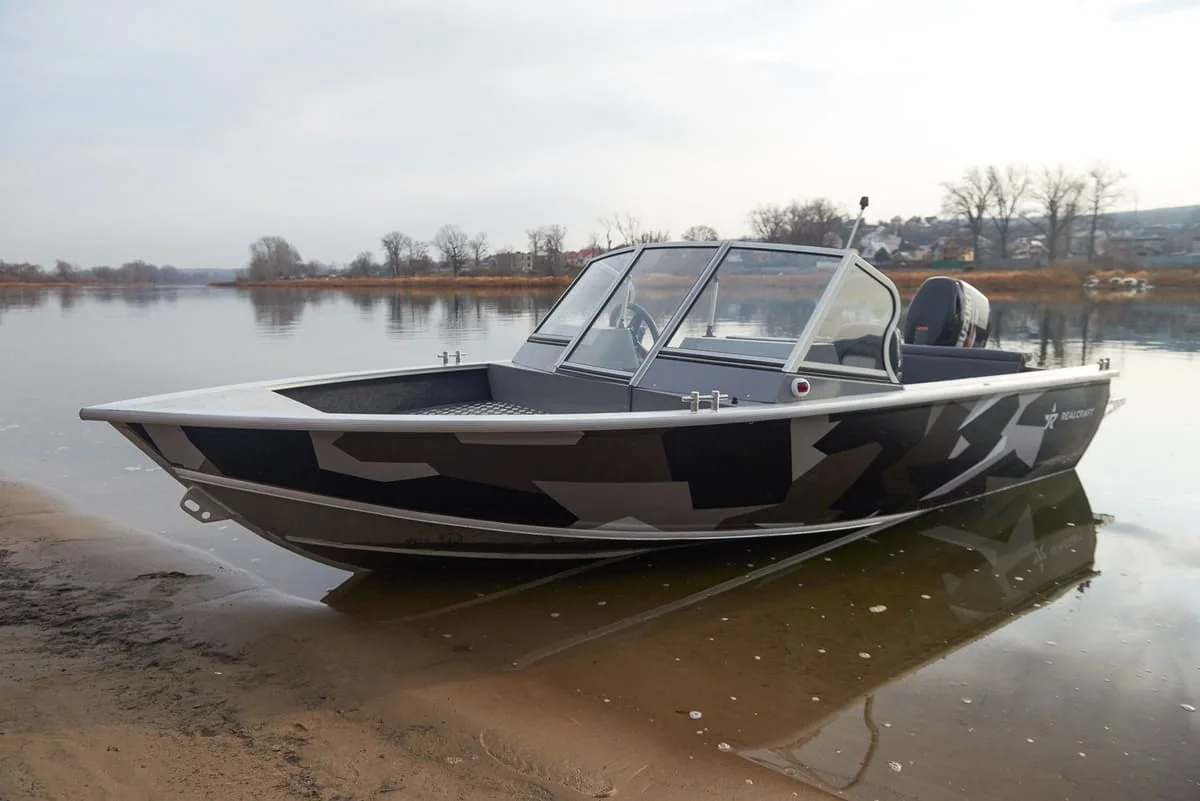 Салют REALCRAFT 460