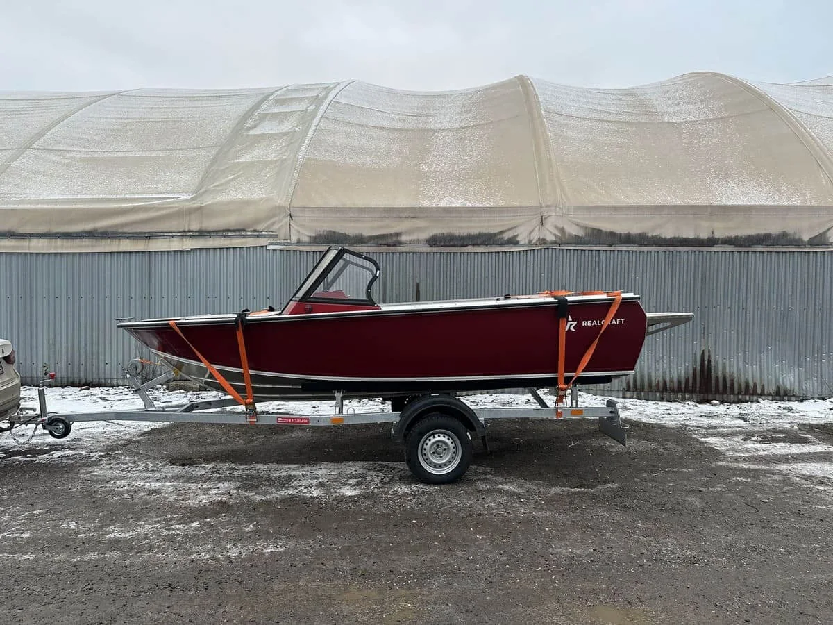 Салют REALCRAFT 470 FISH