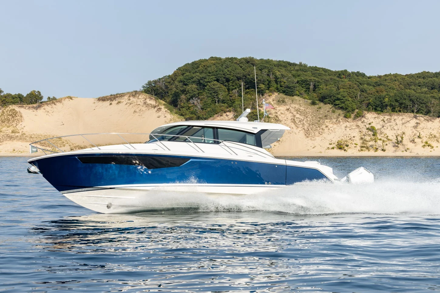 Tiara Yachts 43 LE