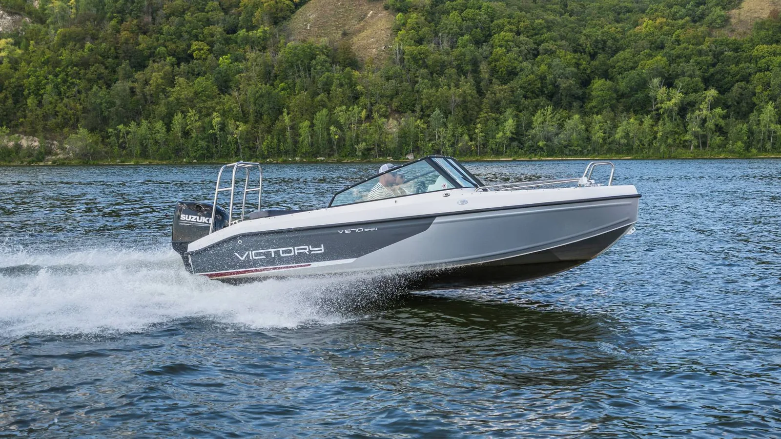 Victory 570 Open