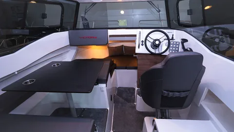 737 Cabin