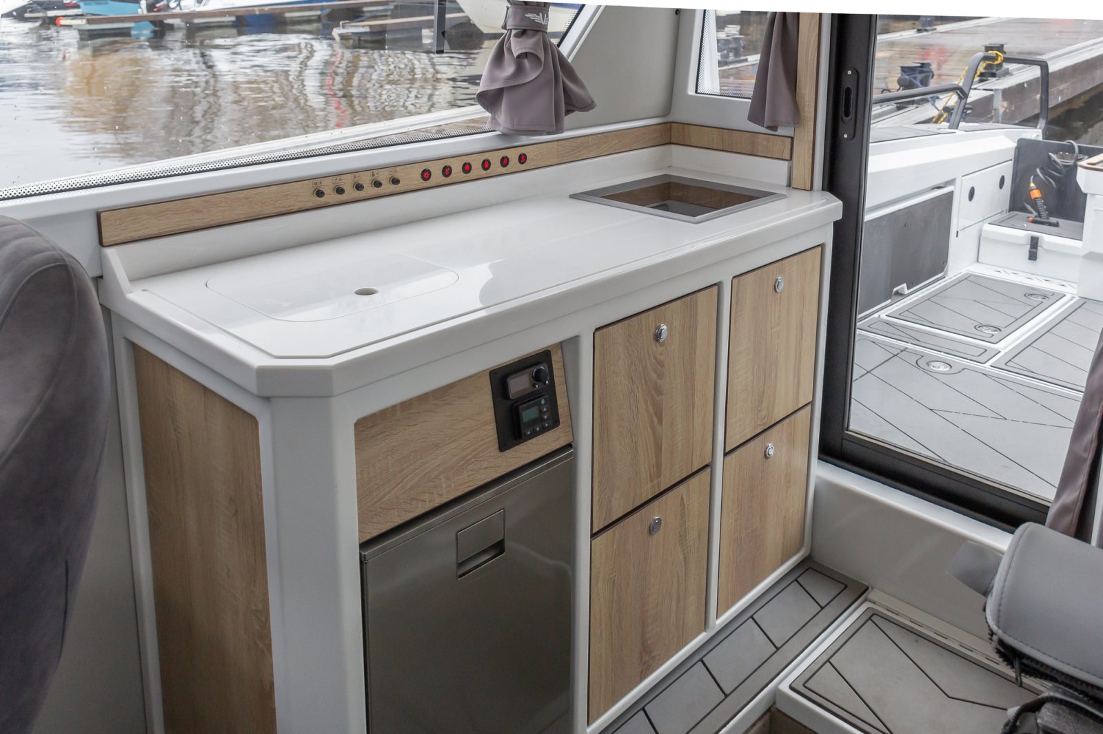 Волжанка VOYAGER 850 Cabin Twin