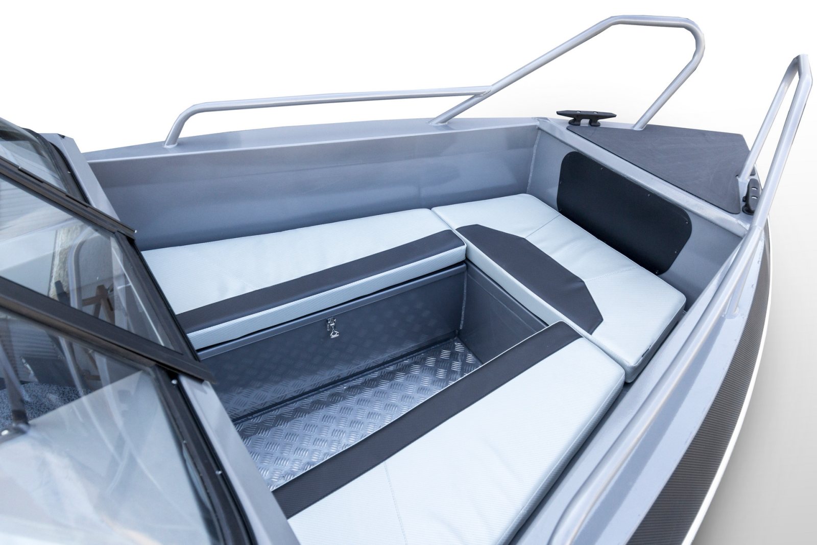 Волжанка YAVA XL BowRider