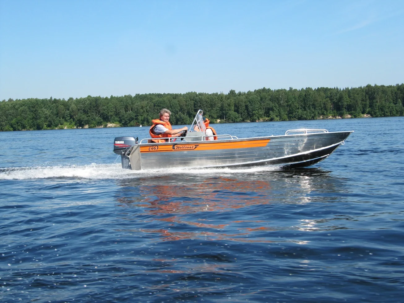 Wellboat 46 Consol
