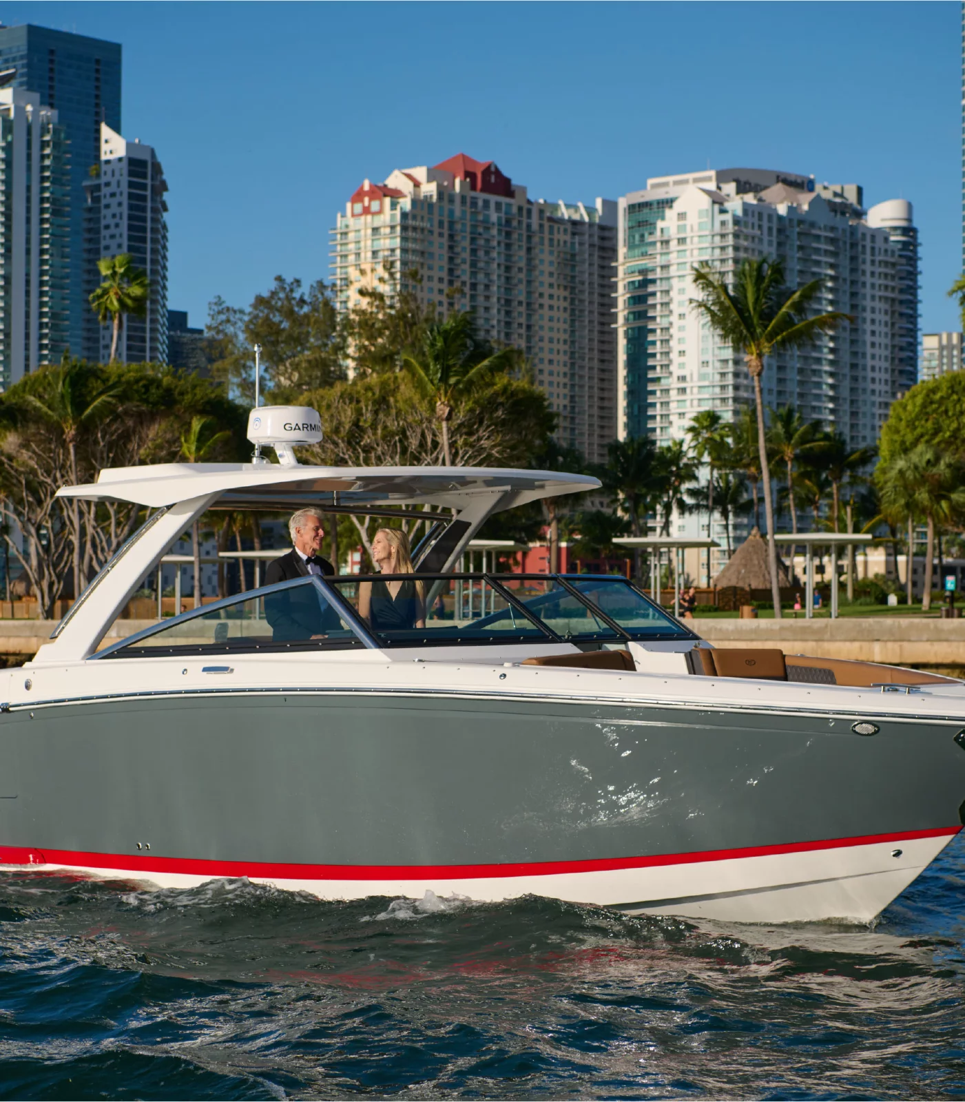 Cobalt Boats R33