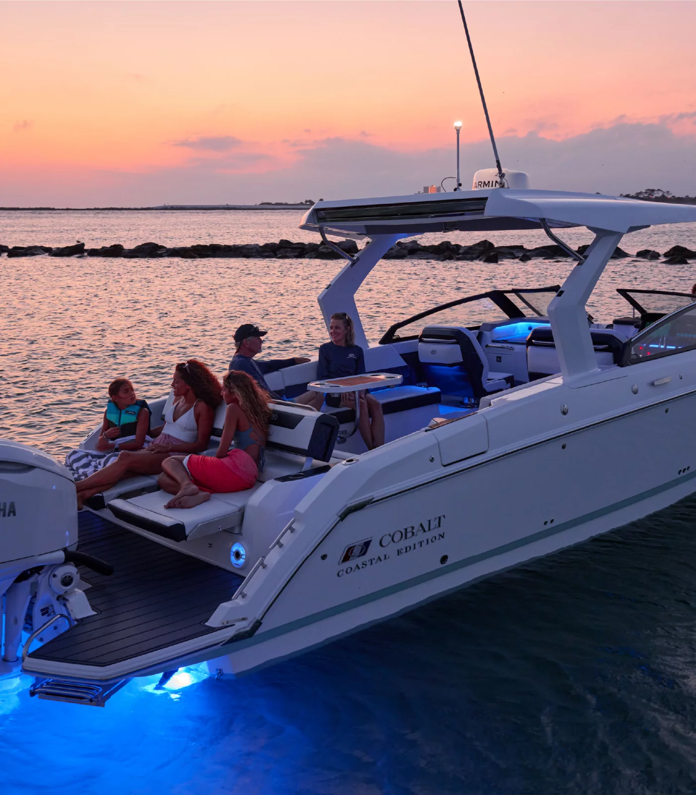 Cobalt Boats R31